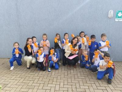 Alunos do CMEI Padre Giuliano Sincini de Nova Laranjeiras visitaram a RPC em projeto sobre meios de comunicação